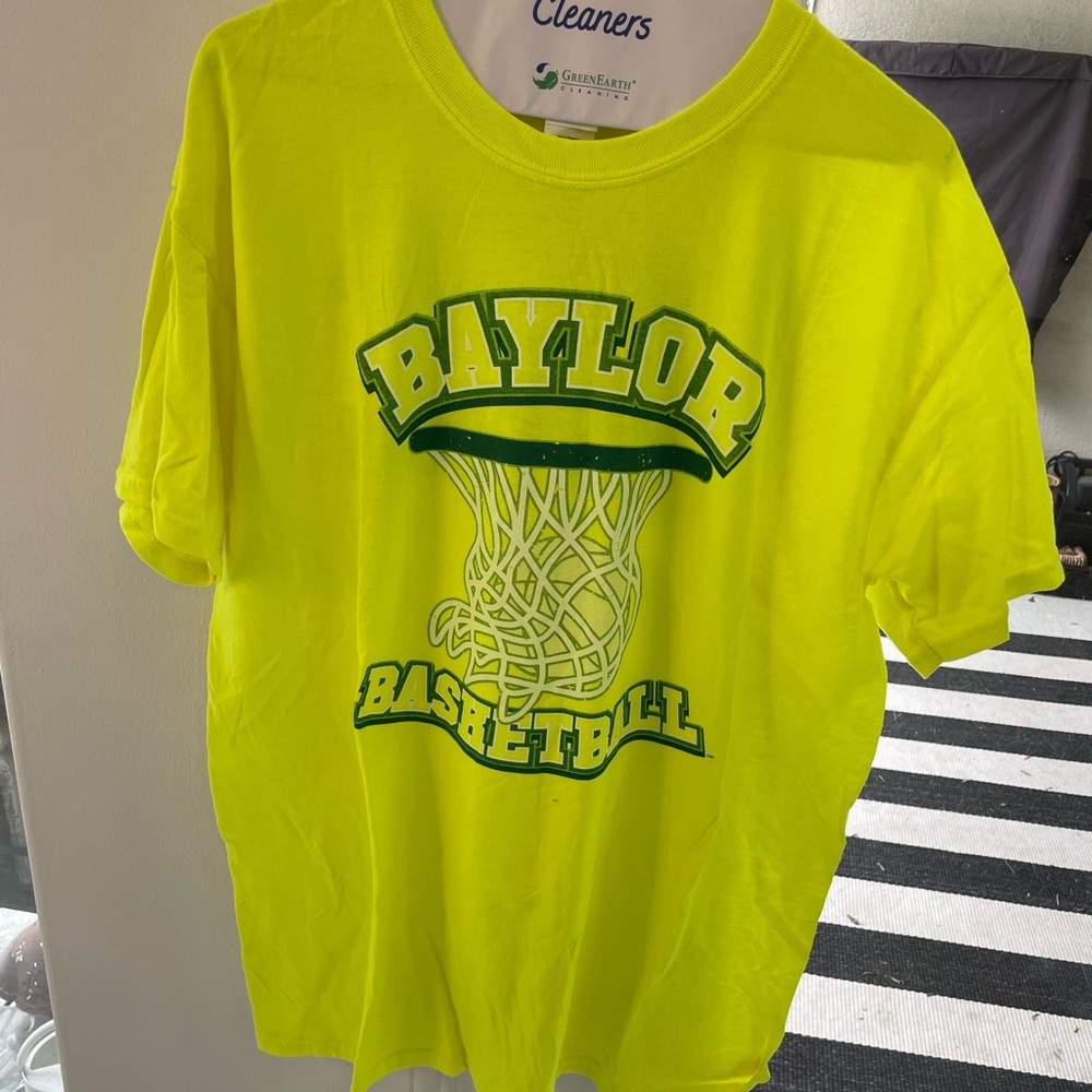 Baylor basketball tee